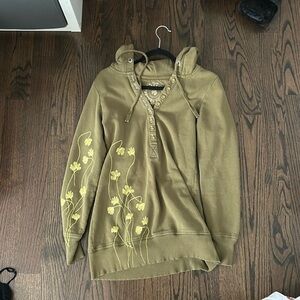 Free People Ginko Leaf Hoodie Tunic Sweatshirt Green ButtonV-Neck Size Medium M